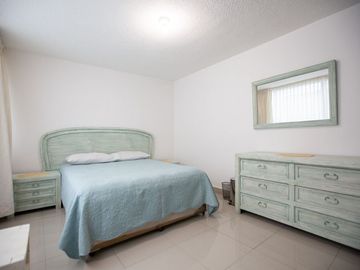 Casa en venta en Habitacional Lomas Boulevares a  8 min de la López Portillo