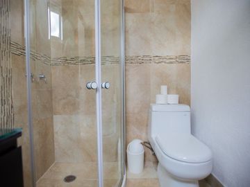 Casa en venta en Habitacional Lomas Boulevares a  8 min de la López Portillo