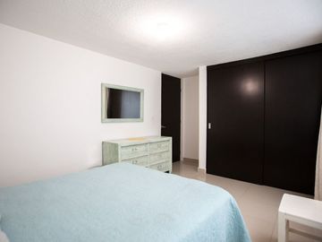 Casa en venta en Habitacional Lomas Boulevares a  8 min de la López Portillo