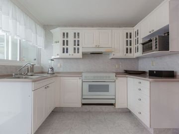 Casa en venta en Habitacional Lomas Boulevares a  8 min de la López Portillo
