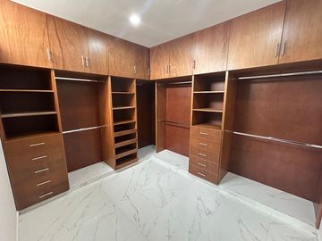 CASA EN VENTA PALMIRA VILLAHERMOSA ZONA COUNTRY CERCA DE TABASCO 2000