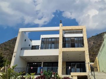 Hermosa casa nueva en venta Ajijic