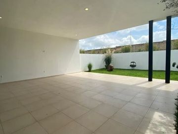 Casas Nuevas en Venta en Tesistán Country