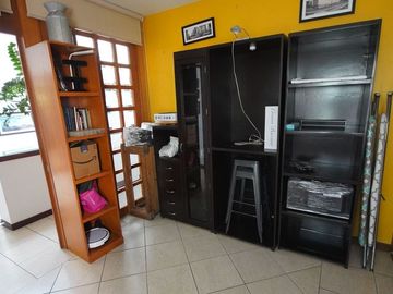 Linda! Casa en condominio, esquina