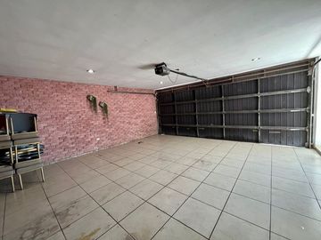 Se vende casa en Colinas de San Miguel, cerca de Galerias