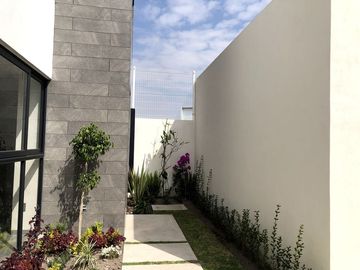 CASA SOLA EN VENTA EN LA ESMERALDA, SAN MATEO ATENCO