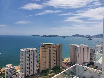 Departamento en Renta en Costa Azul a pasos de la Playa!
