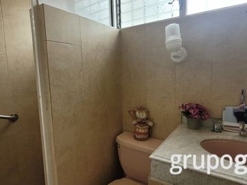 HERMOSA CASA A LA VENTA EN LA COLONIA REFORMA IZTACCIHUATL NORTE, ALCALDIA IZTACALCO!!