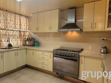 HERMOSA CASA A LA VENTA EN LA COLONIA REFORMA IZTACCIHUATL NORTE, ALCALDIA IZTACALCO!!