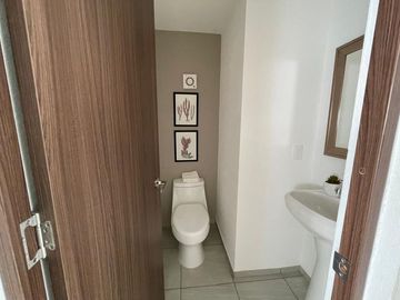 Casa Venta Calimaya 5 minutos zona militar, salidas rápidas CDMX, escuelas dentro del desarrollo