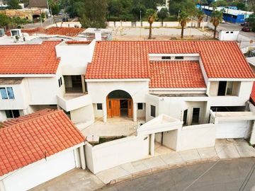 CASA EN VENTA EN VILLA FONTANA, MEXICALI, B.C.