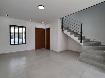 Casa en Venta, Fracc. Zimaltá, Coto Latemar