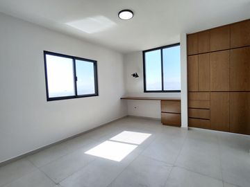 Casa en Venta, Fracc. Zimaltá, Coto Latemar