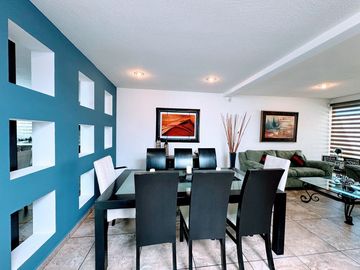 Casa Venta Residencial por  Ave. Tecnológico  las Torres, por la estación del tren Toluca- Santa Fe, estación Metepec.