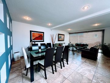 Casa Venta Residencial por  Ave. Tecnológico  las Torres, por la estación del tren Toluca- Santa Fe, estación Metepec.
