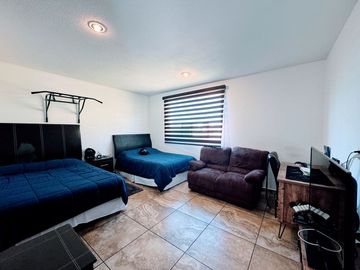 Casa Venta Residencial por  Ave. Tecnológico  las Torres, por la estación del tren Toluca- Santa Fe, estación Metepec.