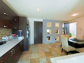 Casa Venta Residencial por  Ave. Tecnológico  las Torres, por la estación del tren Toluca- Santa Fe, estación Metepec.