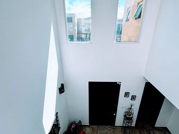 Casa Venta Residencial por  Ave. Tecnológico  las Torres, por la estación del tren Toluca- Santa Fe, estación Metepec.