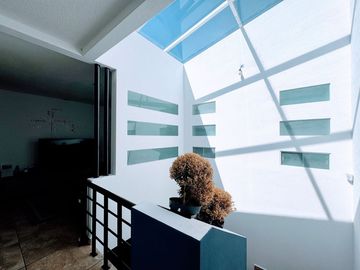 Casa Venta Residencial por  Ave. Tecnológico  las Torres, por la estación del tren Toluca- Santa Fe, estación Metepec.