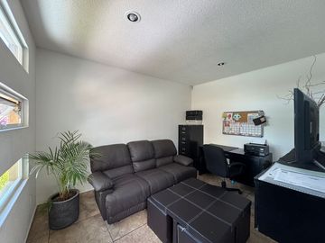 Casa Venta Residencial por  Ave. Tecnológico  las Torres, por la estación del tren Toluca- Santa Fe, estación Metepec.