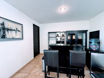 Casa Venta Residencial por  Ave. Tecnológico  las Torres, por la estación del tren Toluca- Santa Fe, estación Metepec.