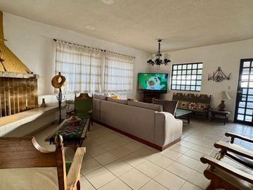 Casa a 1 cuadra del malecon