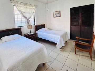 Casa a 1 cuadra del malecon