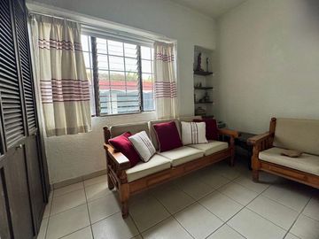 Casa a 1 cuadra del malecon