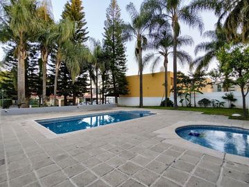 Casa en VENTA, dentro de coto, Guadalupe Jardín