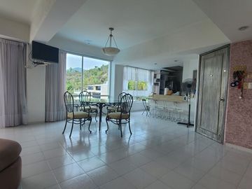 EXCELENTE DEPARTAMENTO LOMAS COSTA AZUL, CON HERMOSA VISTA Y ENTORNO