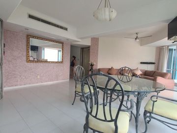 EXCELENTE DEPARTAMENTO LOMAS COSTA AZUL, CON HERMOSA VISTA Y ENTORNO