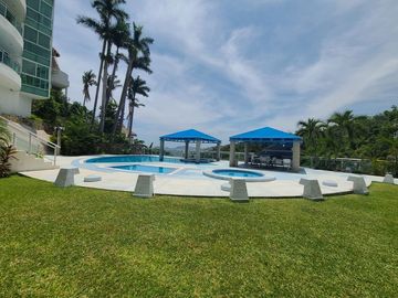 EXCELENTE DEPARTAMENTO LOMAS COSTA AZUL, CON HERMOSA VISTA Y ENTORNO