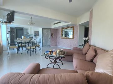 EXCELENTE DEPARTAMENTO LOMAS COSTA AZUL, CON HERMOSA VISTA Y ENTORNO