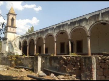EN VENTA CASCO DE HACIENDA EN EL MPIO. DE HUANDACAREO, MICHOACÁN