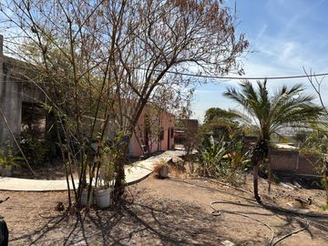 Casa /Terreno en venta Col. Rosario Uzarraga
