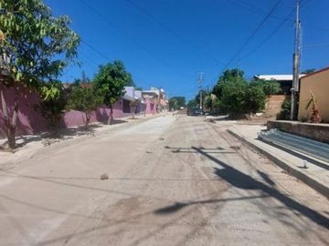 Casa /Terreno en venta Col. Rosario Uzarraga