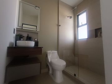 CASAS PREVENTA METEPEC A 10 MIN DE GALERIASY  METEPEC CENTRO, A 5 MIN DE LA ESTACION PINOSUAREZ TREN TOLUCA CDMX