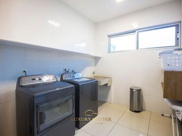 Departamento en venta en Puerta de Hierro en Torre Lugano