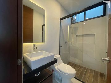 CASA EN PREVENTA EN FRACC. CAPITAL SUR