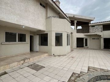 RESIDENCIA  EN VENTA EN VILLA FONTANA, MEXICALI, B.C.