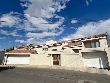 RESIDENCIA  EN VENTA EN VILLA FONTANA, MEXICALI, B.C.