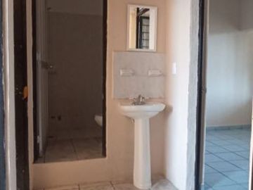 SE VENDE CASA JARDINES DE LA VILLA CERCA DE RAMON SERRANO Y AVENIDA BENITO JUAREZ, VILLA DE ALVAREZ, COLIMA