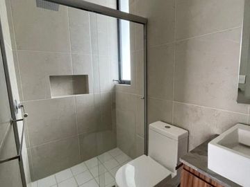 Casa en venta en Valle Imperial en Coto