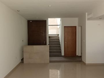 CASA EN VENTA EN VILLAS DEL PALMAR EN TORREON, COAHUILA.