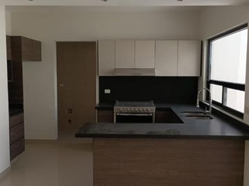 CASA EN VENTA EN VILLAS DEL PALMAR EN TORREON, COAHUILA.