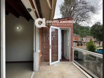 VENTA de CASA CAMPESTRE en BUCARAMANGA