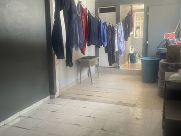 Casa en El Rosario, para actualizar, acepta Infonavit y Recursos propios