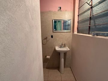 Venta de casa para remodelar ubicada en Campestre Aragon