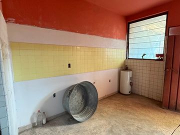 Venta de casa para remodelar ubicada en Campestre Aragon