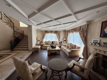 Venta casa en conjunto, Bosques de las Lomas, avenida de la palma